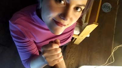 ʻO ka porn home Lūkini maʻamau me kahi ʻāpana dick a me kahi gulp hohonu maikaʻi